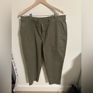 Green ankle length tailored pants